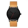 Montres-bracelets Reloj De Hombre grand cadran Montre De loisirs pour hommes haut de gamme calendrier affaires ceinture abrasive Quartz Montre Homme