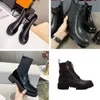 Deri chelsea boot platform kayma yuvarlak düz kısa botlar kısa botlar yarım bot lüks tasarımcı kadınlar yüksek üst ayakkabılar kalın topuk martin botları süvari botlar 35-41