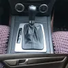 Autocollants d'autocollant de moulage de changement de couleur de console centrale de voiture en fibre de carbone de style de voiture pour Mercedes Benz Classe C W204 2007-10288w