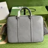 Totes Luxury Designer präglade Tote Men's Casual Business Portisations Läder axelarbete resor kvinnors messenger bärbara väska stor kapacitet crossbody