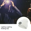 Beretler Eller serbest LED şapka Kış Sıcak Şarj Edilebilir Su geçirmez Yüksek Parlaklık Aydınlatma Kamp Gece Jogging