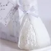 ギフトラップ24pcs高品質の結婚式の花嫁ドレスキャンドルは、ゲストお土産のためのギフトを好みます