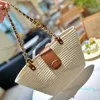 2023-Dames Schoudertas Stro Shopper Rugzak Geweven Tas Hardware Metalen Gesp Matelasse Ketting Onderarm Mand Crossbody Tassen Emmer Zakken 23x23cm