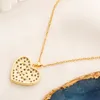 Non sbiadiscono mai placcato oro designer di marca pendenti collane con strass cuore in acciaio inossidabile lettera girocollo collana con ciondolo catena accessori di gioielli2024