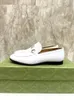 39model Lackleder Herren Hochzeitsschuhe Gold Blau Rot Weiß Oxfords Schuhe Designer Luxus Spitzschuh Kleid Schuhe Große Größe 38-45