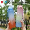 Vattenflaskor Diy Plastic Sport Bottle With Logo Name 1L Big Capacity Anpassad Skriv ut din mönsterdesign utomhus Easy Take Summer