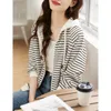 Damenjacken Mode Korea Streifen Kapuze Lose Strickjacke Mantel Tops Frühling Herbst Elegante Freizeitjacke Chic Sweatshirt B106 230728