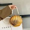 Kvällspåsar Shell Form Women Clutch 2023 Wedding Bridal Handbag Pearl Beaded Fashion Chain Party 230729