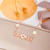 Catene Regalo per la festa della mamma MaMa Lettera Nome Collana a catena con ciondolo a cuore Gioielli in zirconi cubici color oro di alta qualità per le donne mamma