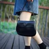 고급 송아지 가죽 가죽 cleo bag pard 디자이너 다목적 크로스 바디 백 높은 수제 품질 특정 구조 라운드 부드러운 부드러운 외관 디자인