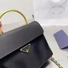 Нейлоновая сумка на плече чистая черная мода Crossboby Bag Сумка сумочка металлическая цепь ярко -золотой треугольник