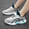 Dziewczęta oddychające buty do biegania Summer Sole Sole Sports Trenerzy Dzieci Moda swobodne trampki Rozmiar 28-40