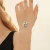 Link Bracciali Acciaio inossidabile Retro Yin-Yang Charm Bracciale Anello da donna Sling Finger Gift