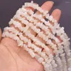 Pärlor 40 cm naturliga oregelbundna vita jades rock freeform chips grus för smycken som gör diy armband halsband storlek 3x5-4x6mm