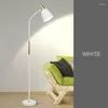 Lampadaires Creative Lampe Nordique Mode Métal LED Réglable Debout Lumières Bureau D'étude/Protection Des Yeux ReadingBedroom Décor À La Maison