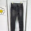 Дизайнеры мужские джинсы Hole Casual Slim Men Fashion Denim Miri Letter Man Вышивая пчеловоды для бренда Skinny CJD2307294 Skynorthface