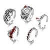 Anneaux en métal couleur argent pour femmes hommes Poker squelette main cristal rouge Vintage anneaux ensemble mode bijoux cadeau