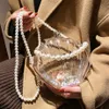 Kvällspåsar Transparent akrylskalväska 2023 Fashion Högkvalitet PVC Kvinnor S Designer Handväska Pearl Strap Shoulder Messenger Clutch Bag 230729