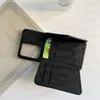 Klassische Leder-Handyhülle mit Dreieck-Designer für Samsung S23 S22 S21 S20 Ultra Note 20 10 Pro Letter Card Pocket Cover Z Flip 4 3 Fold3 Fold4