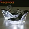 Sandálias Light Up Chinelos Brilhantes LED Luminous Clear Woman Hyaline Wedges Plataforma À Prova D' Água Salto Casamento Stripper Shoes 230729