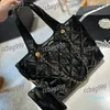 2023-Classic Portable Women Large Tote Bag Leather Matelasse Chain Borsa di lusso Outdoor Travel Valigia Vintage Crossbody Designer Bag 37CM