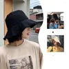 BERETS 2023 KVINNS FISHERMAN HAT SPRING SOMMER SOLID FLAT TOP RAW KANT SUN HATS CASUAL KVINNA GIRL UTOMER SONSKREEN CAP