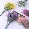 Dekorative Blumen, künstliche Kunststoff-Lavendelbündel, künstliche Pflanzen, Brautstrauß, romantisches Geschenk für Zuhause, Büro, Innen- und Außenbereich, Hochzeitsdekoration