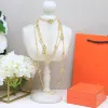 Designer Classic Fashion Layered tröja 160 cm Långt korshalsband Guld och silverpläterad bröllopsfest med låda med låda