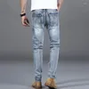Jeans da uomo Moda moto Pantaloni slim fit manica dritta Pannello elasticizzato di alta qualità Denim fresco