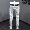 Jeans Masculino High Street Moda Masculino Retrô Azul Claro Pintado Elástico Magro Rasgado Contas Remendadas Calças de Marca de Hip Hop