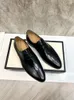 Scarpe eleganti da uomo di lusso firmate Motivo viola stampa sociale elegante uomo Matrimonio Ufficio Oxford Party Zapato per adulti formale para hombres