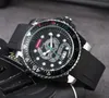 Populaire casual mode man groot horloge auto datum bij slang kat tijger skelet wijzerplaat klok stof nylon rubberen band quartz hoge kwaliteit polshorloge geschenken