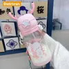 ウォーターボトル600mlストローカップかわいい漫画の子供のボトルストラップ漏れプラスチックプラスチックの子供の生徒が旅行のために飲む学生