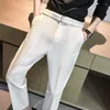 Ternos masculinos Versão coreana de decoração de cinto Calças casuais 2023 Fashion Slim Fitting Terno Street Wear Social Party