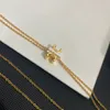 Designer CE Gold Plated Fashion Engagement Love Travel Smycken Högkvalitativ kopparhänge Halsband 2023 Nej