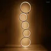 Vloerlampen Scandinavisch minimalistisch ringontwerp Led-lamp Woonkamer Hoekbank Home Decor Binnenverlichting Slaapkamer Nachtkastje Staande lamp