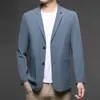 Abiti da uomo Blazer Tuta da sole estiva Tuta da uomo in seta di ghiaccio leggera Primavera e autunno Abito piccolo Cappotto singolo western di grandi dimensioni 230729