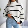 Kvinnors tröjor 2023 Knitwear Half Turtleneck Pullover Top European och American tröja Kvinnor som bär Amazon Stripe Contrast Fashion