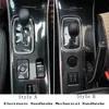 För Mitsubishi Outlander 2016-19 Interiörens centrala kontrollpaneldörrhandtag Kolfiberklistermärken Dekaler Bilstyling Accessorie228s