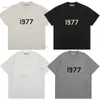 2022 Summer Designer T-Shirt Mens T-shirt Front Flocking 1977 Letter Silicon Back Mais Recente High Streetwear Solto Oversize Tee Skate D8