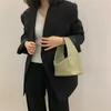 Kosmetiktaschen Hüllen Handtasche für Frauen Mini tragbare französische Nischentrendmode kleine quadratische Tasche weiches Leder Make-up Arbeit 230704