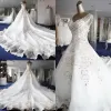 2023 Suknie ślubne z koralikami suknia ślubna V Szyjka bez rękawów Kryształy Kaplica Koronkowa aplikacja
