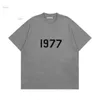 2022 Summer Designer Hommes T-shirt T-shirt Avant Flocage 1977 Lettre De Silicium Retour Date Haute Streetwear Lâche Oversize Tee Skateboard D7