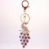 Keychains Creative Fashion Car Pendant Keychain Exquisite Peacock Bag Hanging Gift Alloy Rhinestone Jewelry