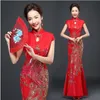 Chiński japoński styl ślub Zmodyfikowana Slim Body Bride Elegancka odzież Fishtail Cheongsam długa sukienka Walking Costume307x