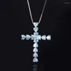 Catene Squisita catena in argento sterling 925 Cuore blu Collana con pendente a croce con diamanti ad alto tenore di carbonio per gioielli di lusso da donna