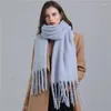 Schals Luxus Frauen Schal Winter Lange Quaste Verdickt Warme Einfarbig Wraps Weibliche Bandana Pashmina Decke Mode Männer