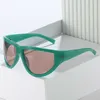 Designer Future Sense of Science and Technology Cyberpunk Glasses Y2K stor ram Ridning Nya trender Fashion Cykling Solglasögon Green