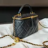 Borse da sera Lingge Chain Bag 2023 Little Golden Ball Box Portatile Monospalla Crossbody Strato superiore Pelle bovina Moda Donna 230729