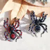 Broscher vintage överdriven spindel för kvinnor män kreativ svart kristall insekt djur brosch goth smycken halloween gåva